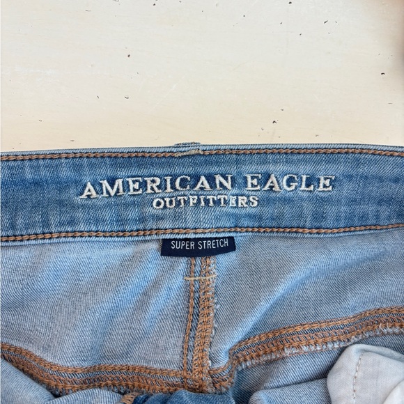 American Eagle High Rise Straight Jeans Women’s 14 X-Long Light Wash Distressed - Picture 6 of 11